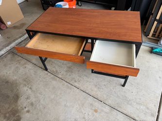 Sturdy Desk for Studying/Office