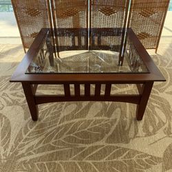 Ethan Allen "American Impressions" Square Coffee Table (Item #24-8400)
