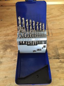 Irwin drill bit set