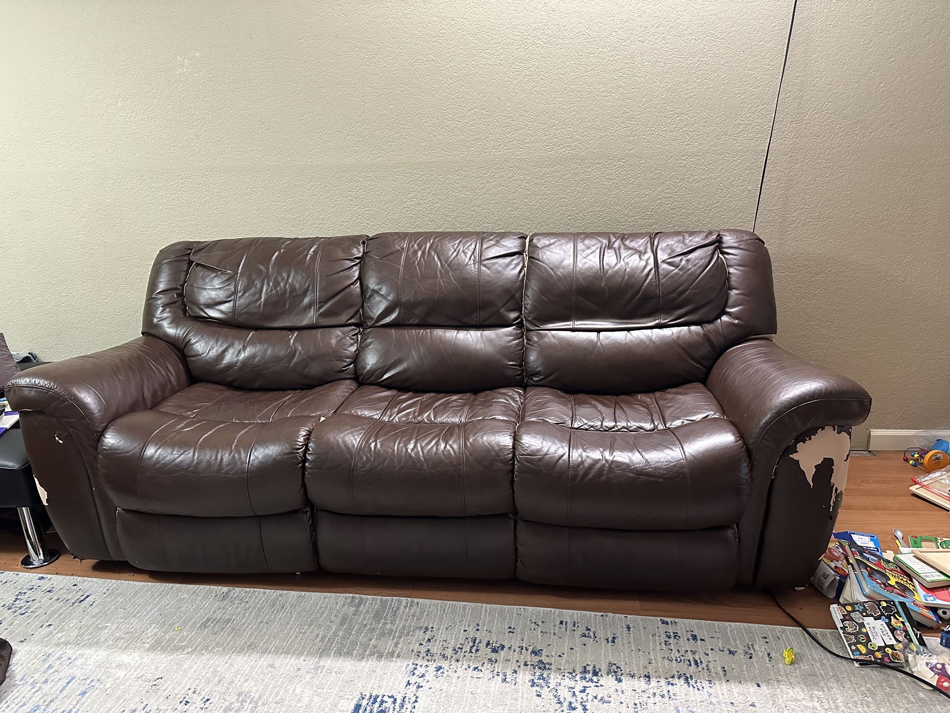 Free Recliner Sofa With Sofa Cover
