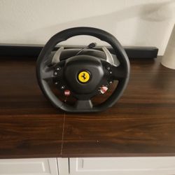 Thrustmaster T80 Ferrari  Racing Wheel PS4/PS5