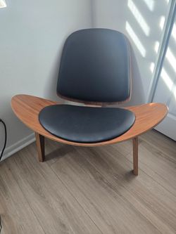 Mid Century Modern Chairs