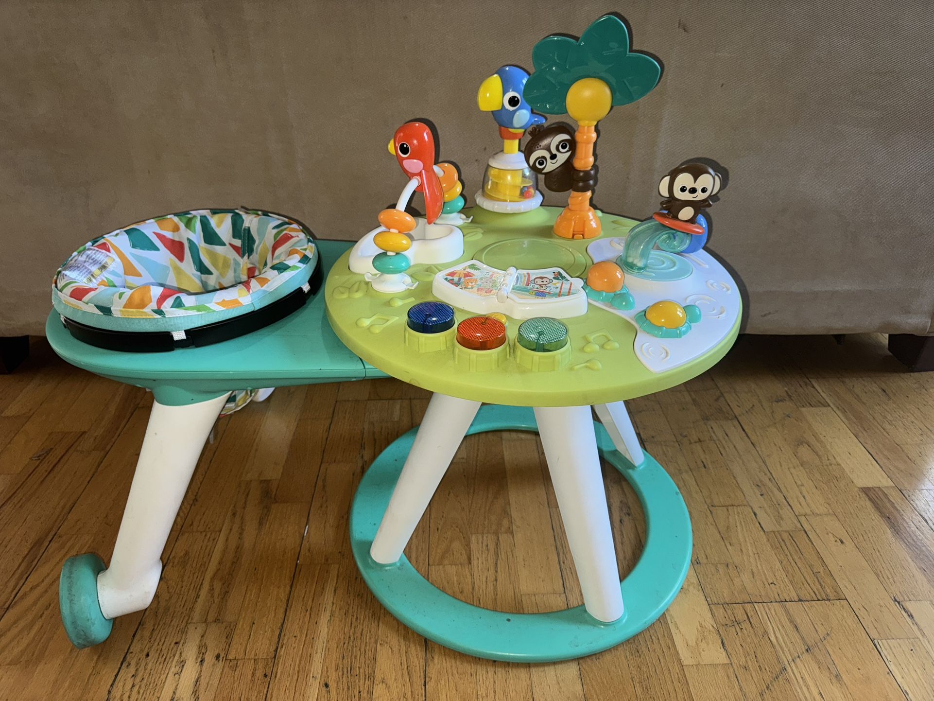  Baby Walker
