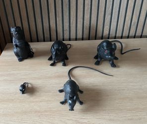 Halloween plastic rats