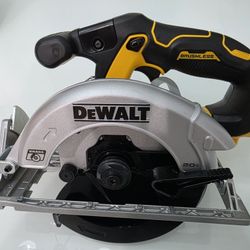 Sierra circular DEWALT 20V MAX Circular Saw – BRAND NEW