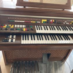 Yamaha Piano