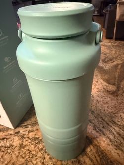 Mint Green Insulated Tumbler with Lid