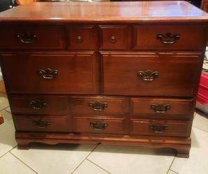 Wood dresser