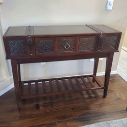 Wooden Cardena