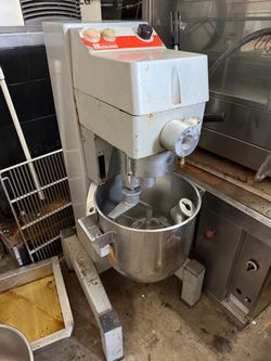Dito Dean Commercial 30qt Planetary Dough mixer EM30