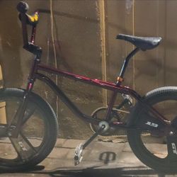 Old School GT Performer Bmx Bike