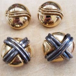 Two Pairs Of Clip On Earrings 