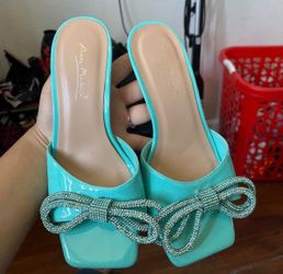 Anne Michelle Teal Patent Bow Mule Heels