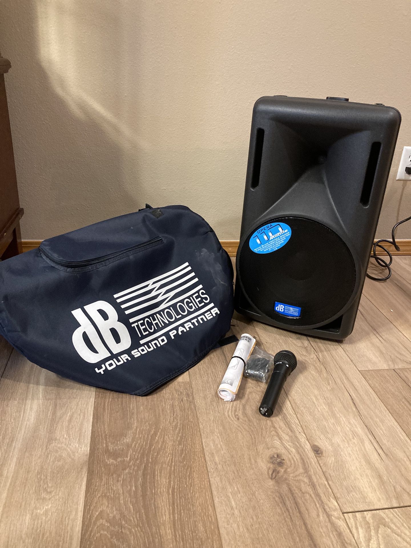  Opera 110 Mobile Speaker Like new condition