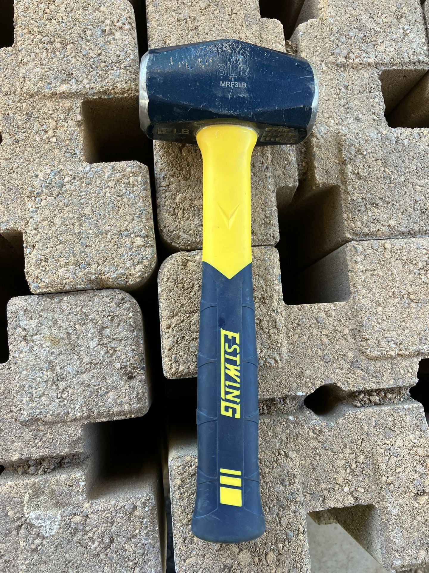 Estwing 3lb Sledgehammer
