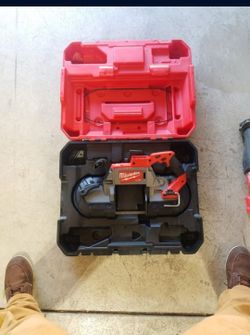 Milwaukee M18 Fuel Bandsaw 