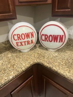 2 0rignal Red Crown Gas Globes