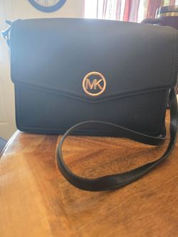 MK cross body