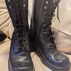 MIA Chunky Heeled 11M Lace Up Boots