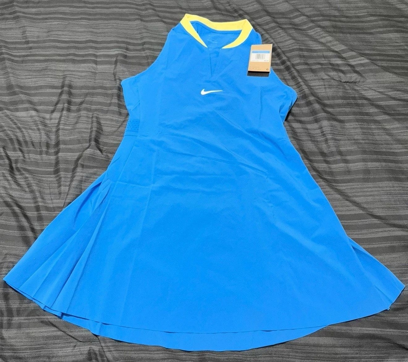 Nike Court DRI-FIT Advantage Tennis Dress LT Photo Blue FD5621-406 Medium