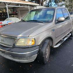 2003 Ford E-150