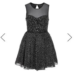 NEW GUESS black cocktail dress - XS