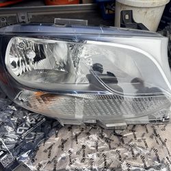 Sprinter head lights