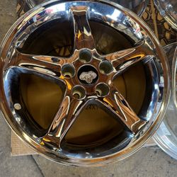 17X10 Mustang Cobra Wheel Chrome