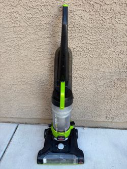Bissell PowerForce Helix Vacuum Cleaner Excellent Suction
