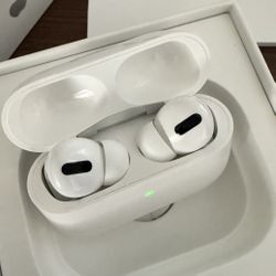 Apple AirPods Pro 1st generation 