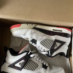 Jordan 4s size 7