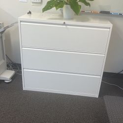 Filing Cabinet 