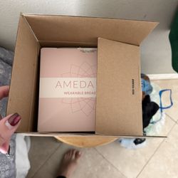 Ameda Glo Wearable breast Pump