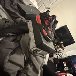 Jordan 4 Retros 