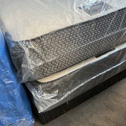 QUEEN SIZE MATTRESS BRAND NEW 🆕 AVAILABLE ALL SIZES LOCATED 303 POCASSET AVE PROVIDENCE RI OPEN 7 DAY 