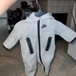 Baby Nike Tech Fleece 