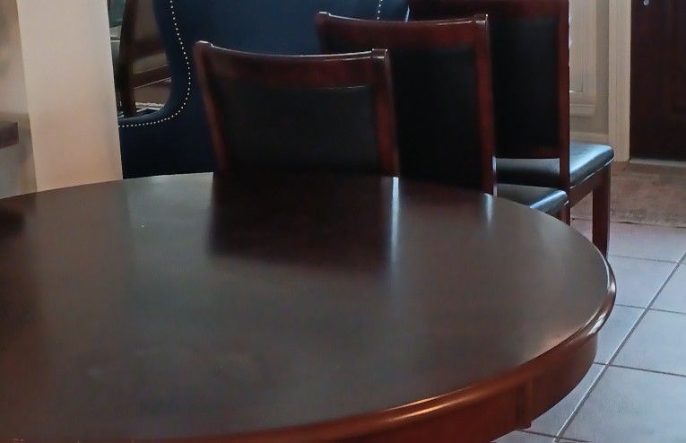 Comedor Con 4 Sillas.