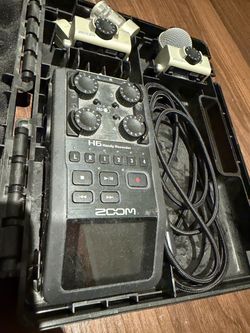 Zoom H6 multitrack recorder/interface