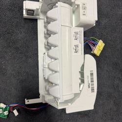 LG AEQ(contact info removed)5 Refrigerator Ice Maker Assembly