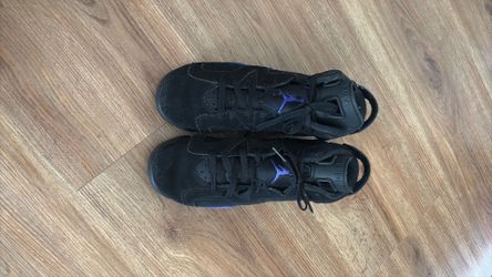 Size 7 Jordan 6