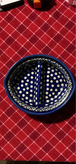 8” Polish Divided Dish