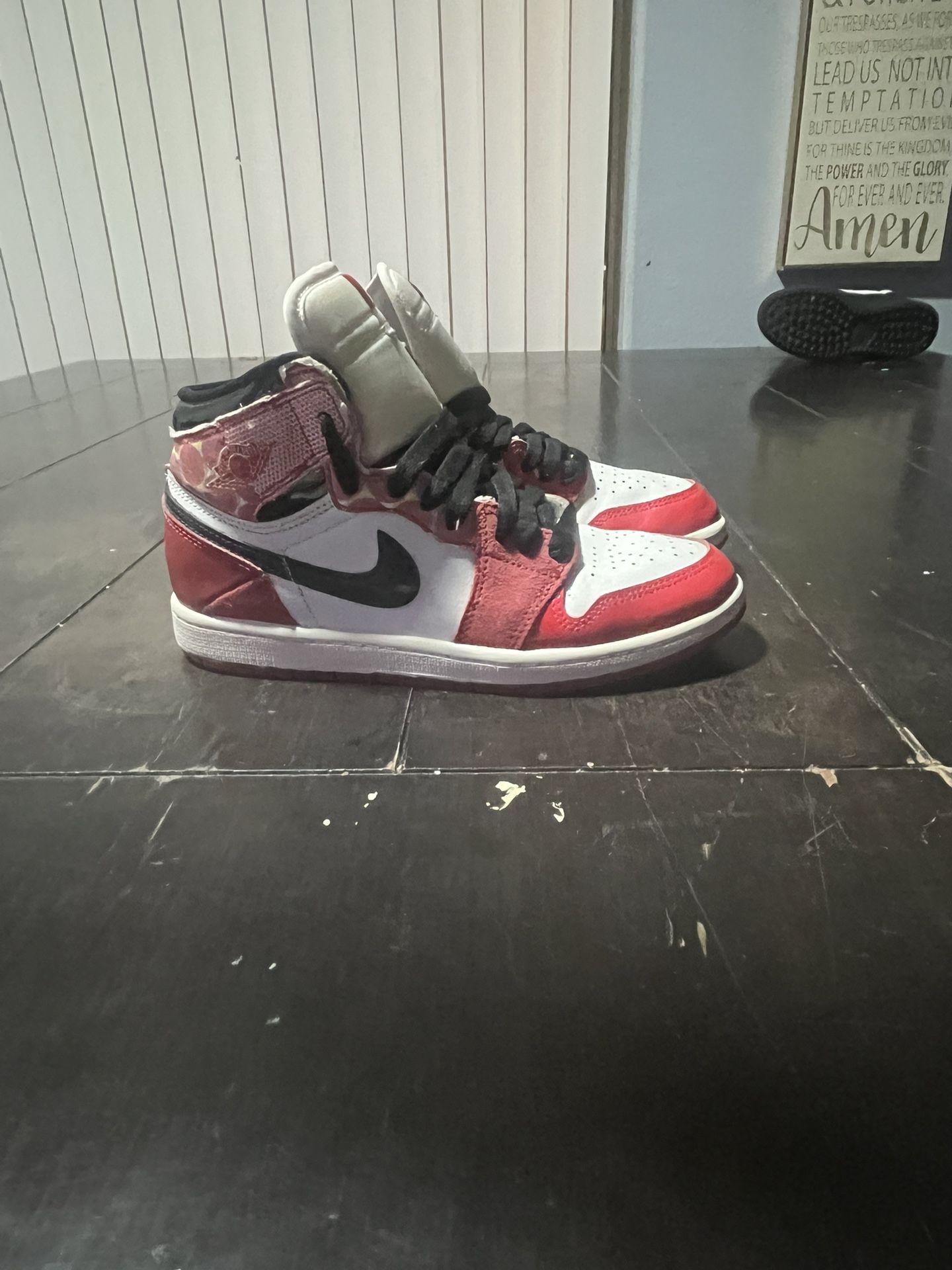 Jordan 1 Retro High OG Spider Man Across The Spider Verse
