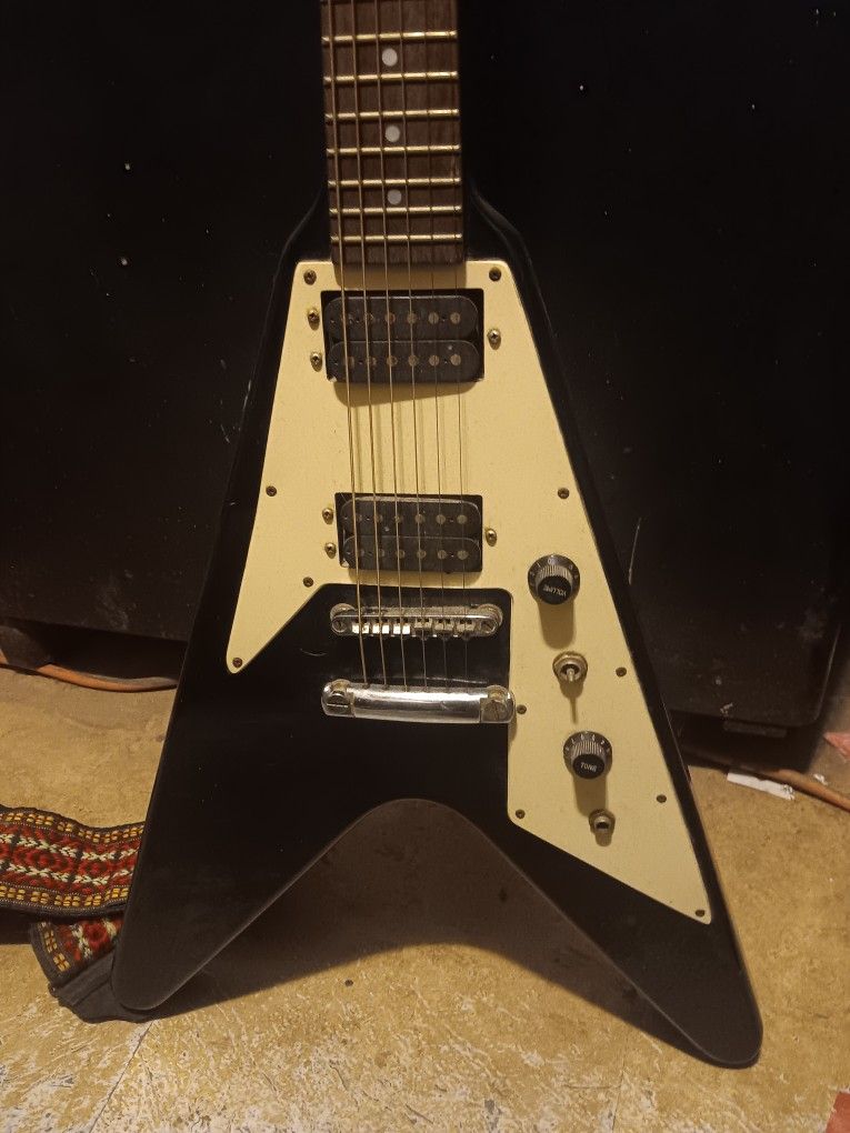 1986 Gibson Flying VElectric Gutar Flying J