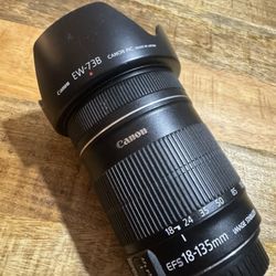 EFS 18-135,3.5F-5.6F  Canon Lens 