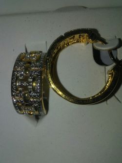 18 k over. Earrings. Real stone