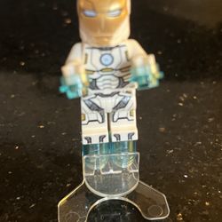 Collectible / Valuable Iron Man Lego Mini Figure  Set 76049 