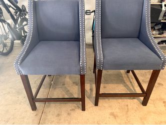4 barstools