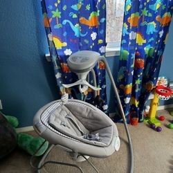 Graco Baby Swing 