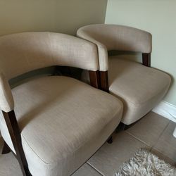Mini Sofa - Small & Stylish / Mini Sofá - Pequeño y Elegante