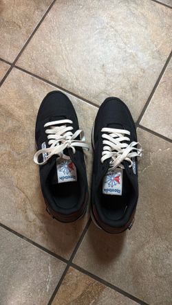 Reebok Classic Low-Top Sneakers